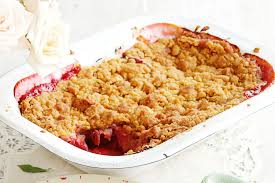 Apple and Rhubarb Crumble